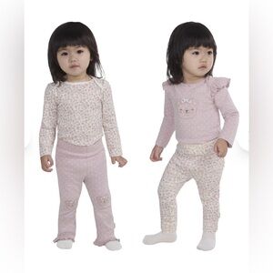 NWT Huggies 4 Piece Layette Set size 18M